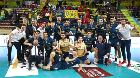 vittoria dior ravenna|Terza vittoria di fila per il Ravenna: ora il primo posto è solo a 6 .